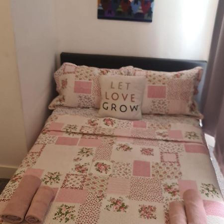 Nice Flat In Heart Of Londra Esterno foto
