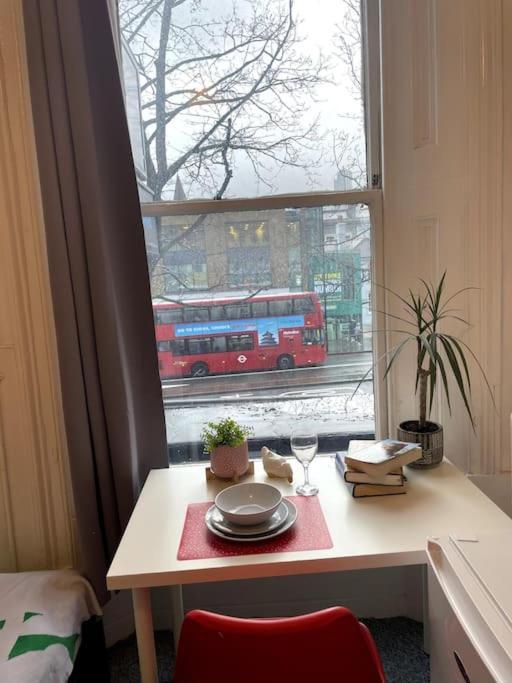 Nice Flat In Heart Of Londra Esterno foto